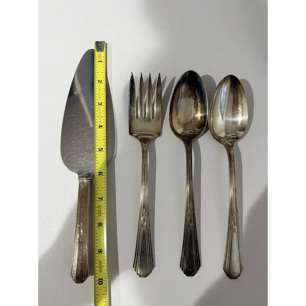 Wm Rogers &‎ Son AA Serving Utensils Cake Spoon Silverplate Art Deco 4 Pieces